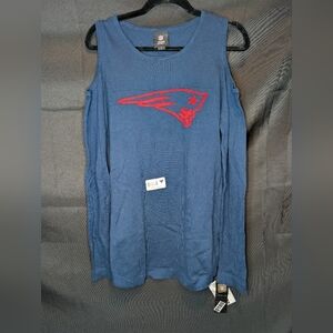 NFL New England Patriots Women's Cold Shoulder Long Sleeve Top – Size L